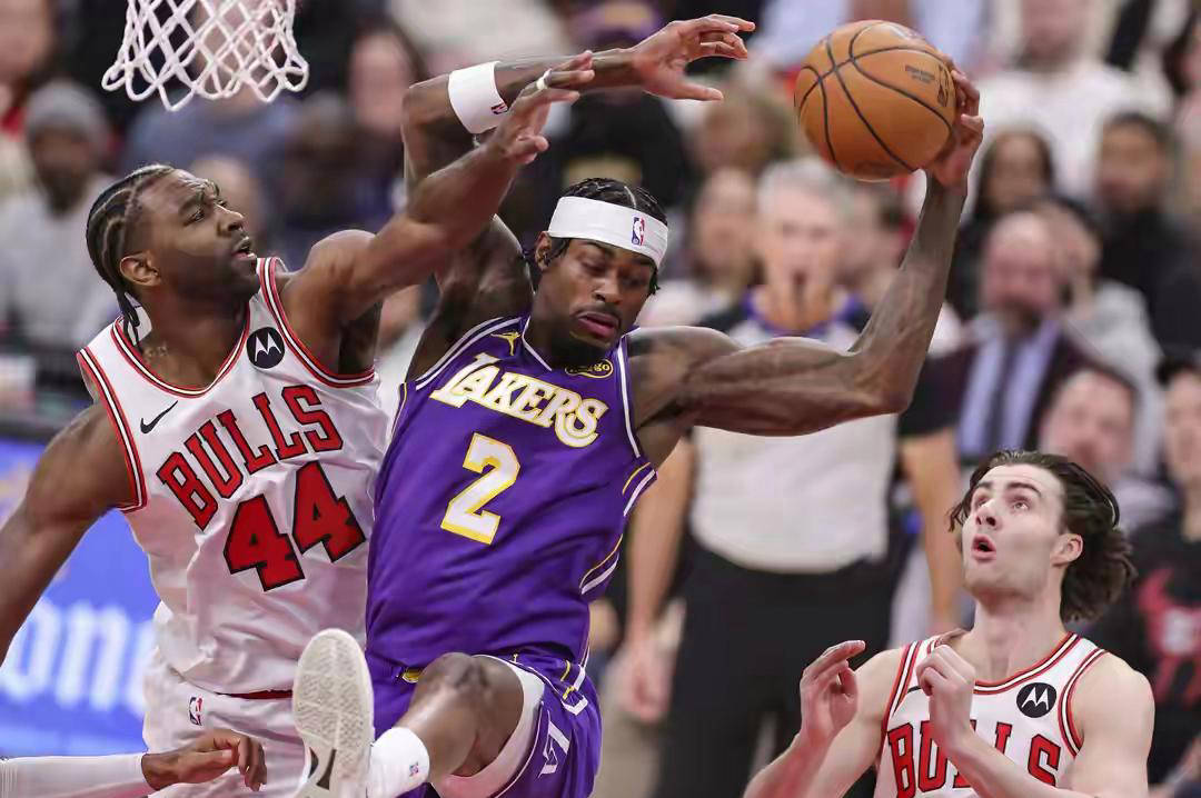 20253月3日上海久事vs山西汾酒